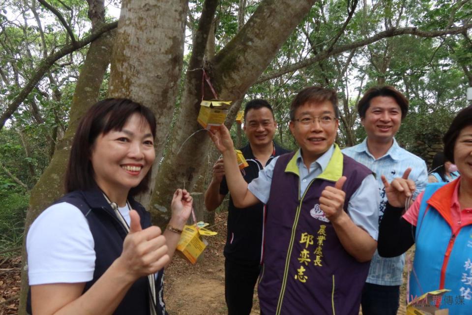 ▲員林市公所宣布展開針對荔枝椿象的生物防治計劃，以釋放平腹小蜂為主要策略，藉以降低荔枝椿象對農作物的危害，並減少對農藥的使用。（記者陳雅芳攝）