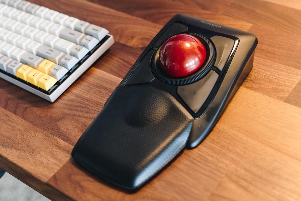 Trackball