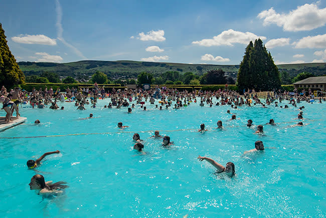 ilkley-outdoor-pool