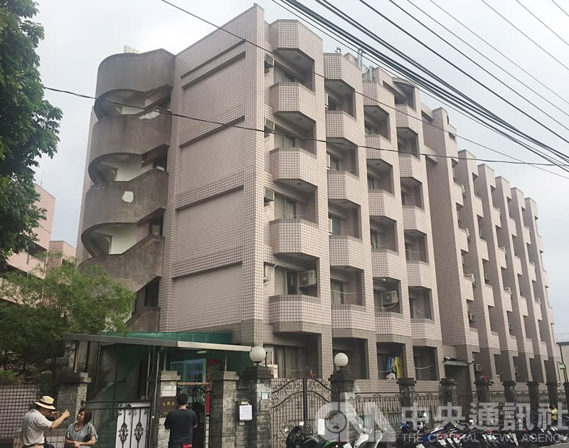 圖為文化大學宿舍大群館。（中央社／資料照）