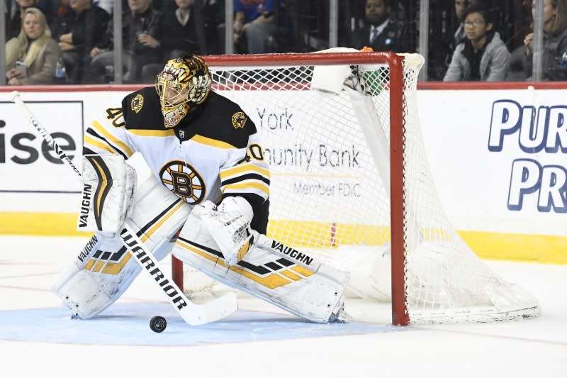 NHL: Boston Bruins at New York Islanders