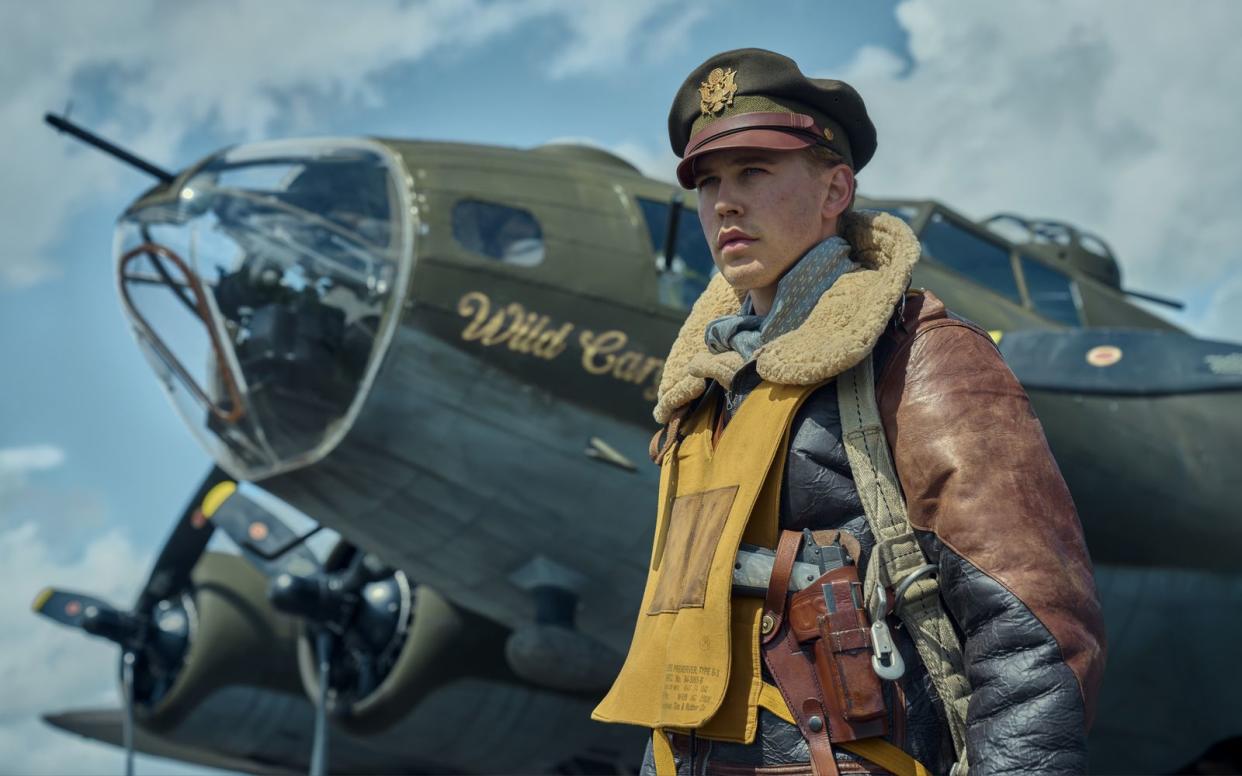 Austin Butler verkörpert in der neuen Miniserie "Masters of the Air" (Apple TV +) den knallharten Major Gale Cleven.  (Bild: Apple)