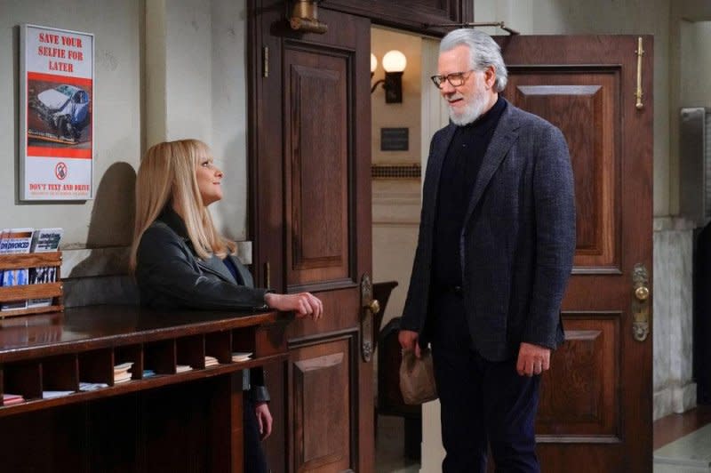 John Larroquette and Melissa Rauch star in "Night Court." Photo courtesy of NBC