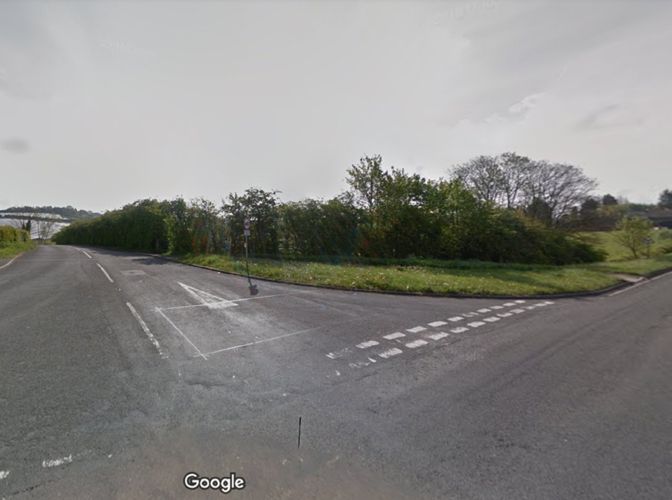 The junction of Staveley Road and Tom Lane in Duckmanton, Derbyshire (Google)