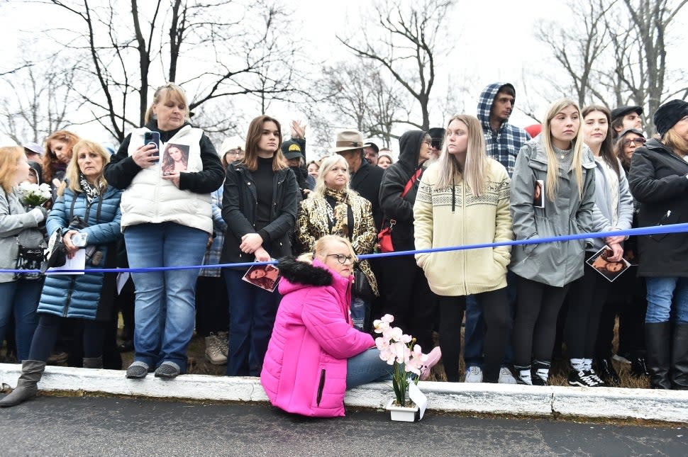 Fans at Lisa Marie Memorial