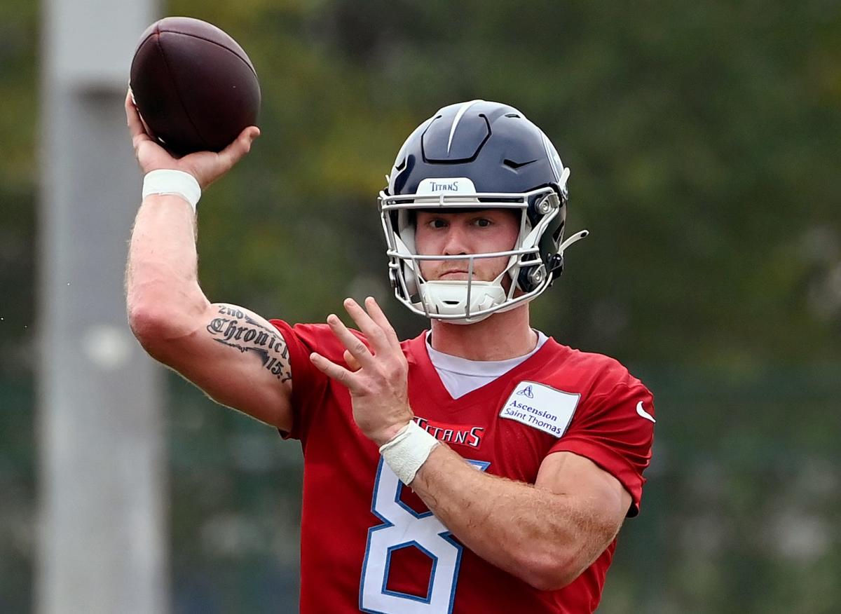 Tennessee Titans: Ryan Tannehill named a QB on the hot seat for 2022