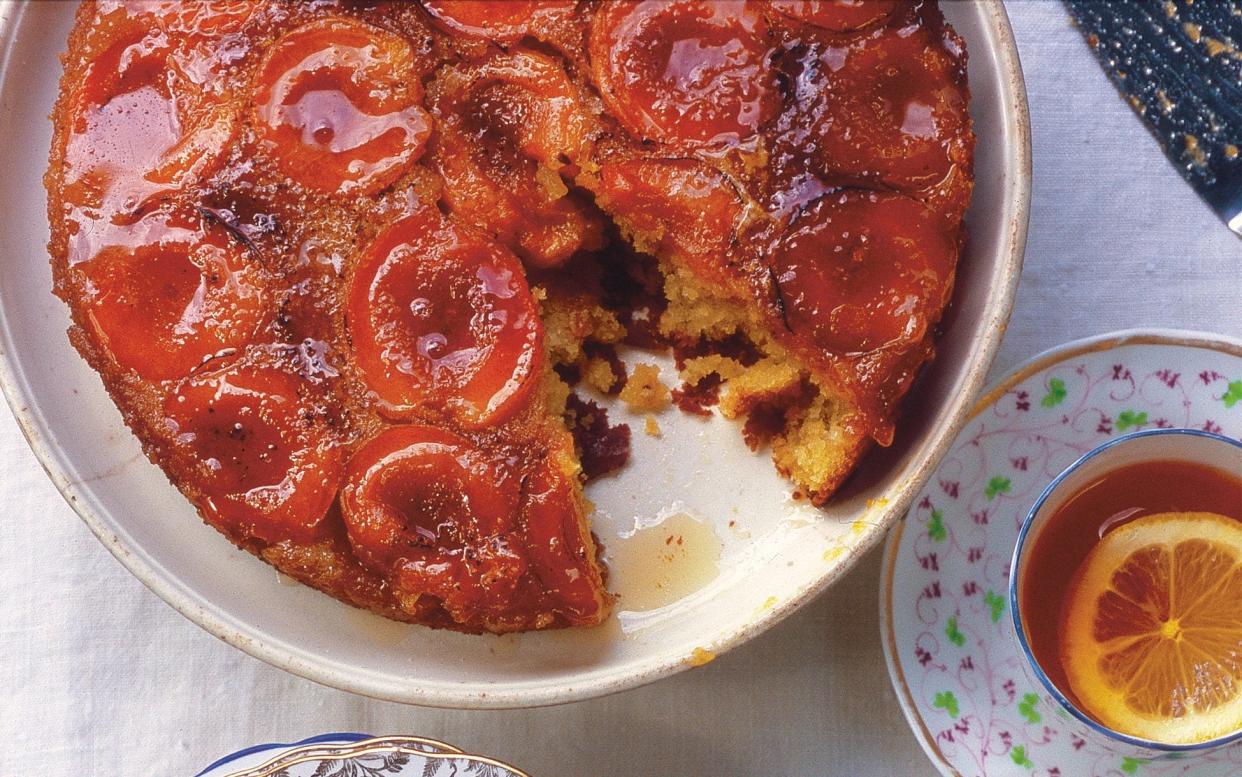 Apricot and almond upside-down cake recipe how to make - Jonathan Lovekin