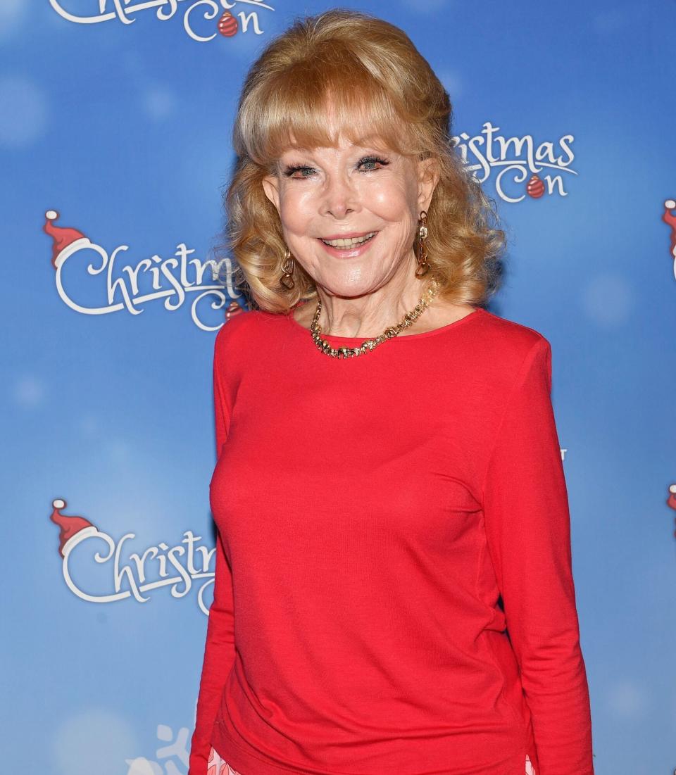 PASADENA, CALIFORNIA - AUGUST 06: Actor Barbara Eden Attends Christmas Con 2022 at Pasadena Convention Center on August 06, 2022 in Pasadena, California. (Photo by Michael S. Schwartz/Getty Images)