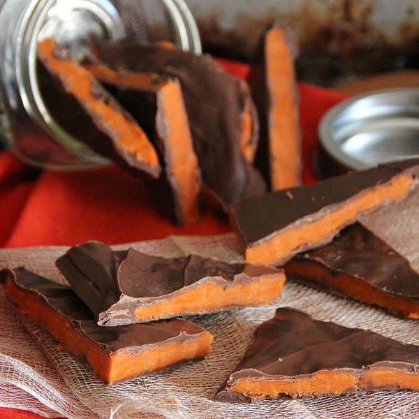 Homemade Butterfinger Bark