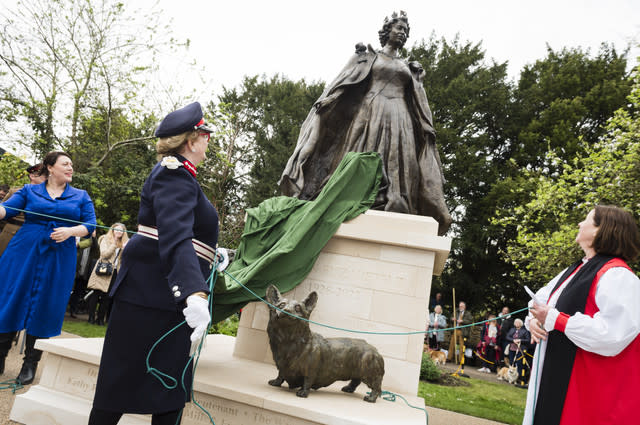 First Statue Of Queen Elizabeth II Commissioned After Death Unveiled In Rutland