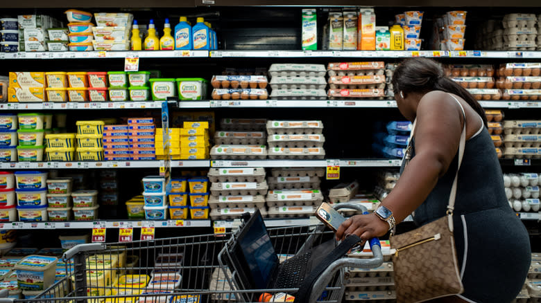 woman shopping in Kroger