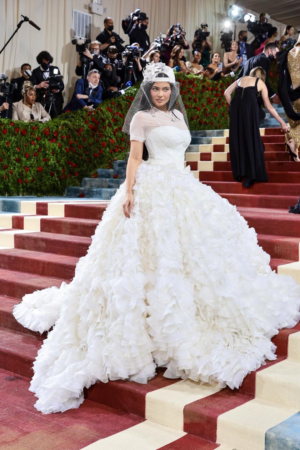 Kylie Jenner in Virgil Abloh’s Off-White Fall 2022 wedding gown at the 2022 Met Gala (Getty Images)