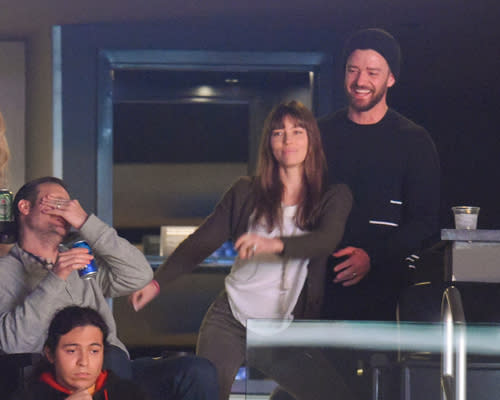 jessica-biel-justin-dance