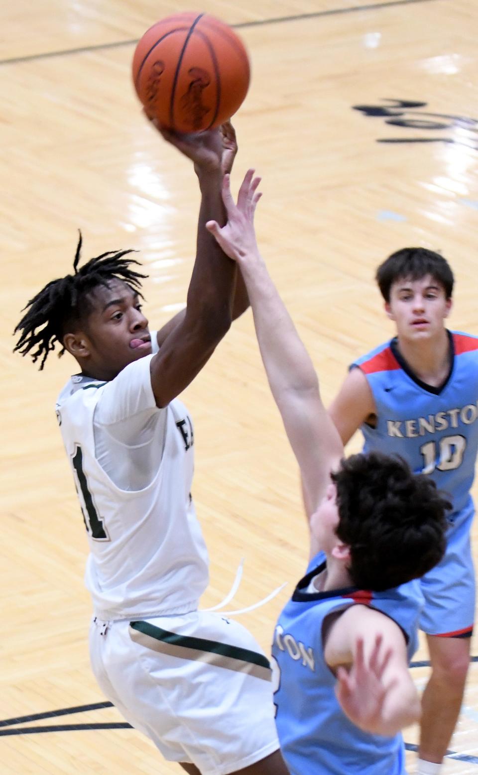 GlenOak's Isaiah Knox puts in two third quarter of GlenOak vs Kenston Boys Baksetball at  the 2022 Spectrum Orthopaedics Classic at North Canton  Saturday, January 15, 2022.