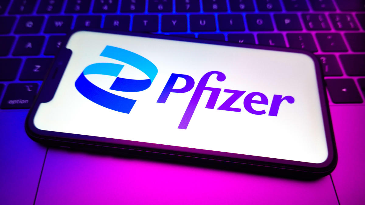 Pfizer stock falls after 2024 guidance disappoints