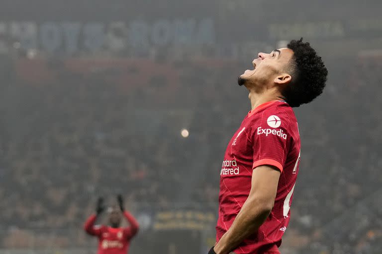 El futbolista colombiano Luis Díaz, estrella de la selección y del Liverpool inglés, durante un partido con su club