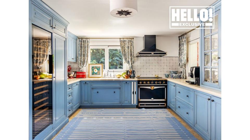 Veronica Schmidt's Marbella home blue shaker kitchen