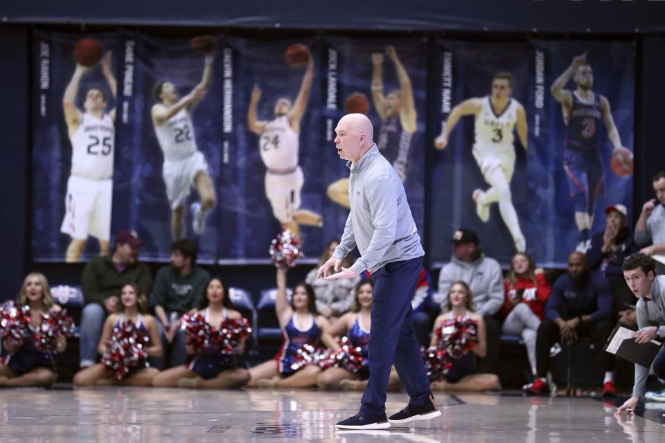 St. Mary’s head coach Randy Bennett gives directions from the sideline during the first half of an NCAA college basketball game against Utah, in Moraga, Calif., on Monday, Nov. 27, 2023. | Scott Strazzante/San Francisco Chronicle via AP