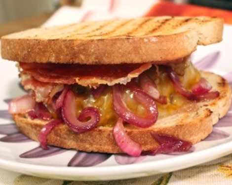 Prosciutto-Onion Patty Melt Recipe