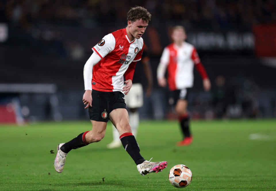 Liverpool in talks to pip Brighton to sign Feyenoord’s Mats Wieffer