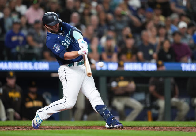 Ty France walks off Astros in 9th as Mariners come back and win 6