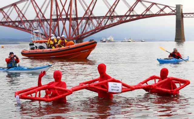 Loony Dook swim