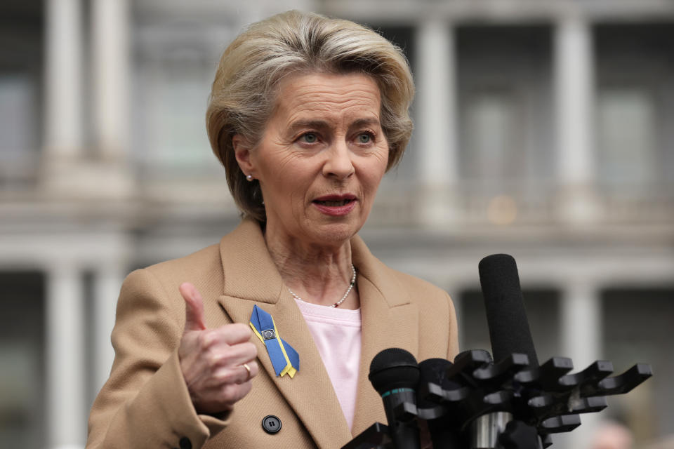 EU-Kommissionspräsidentin Ursula von der Leyen (Bild: Alex Wong/Getty Images)