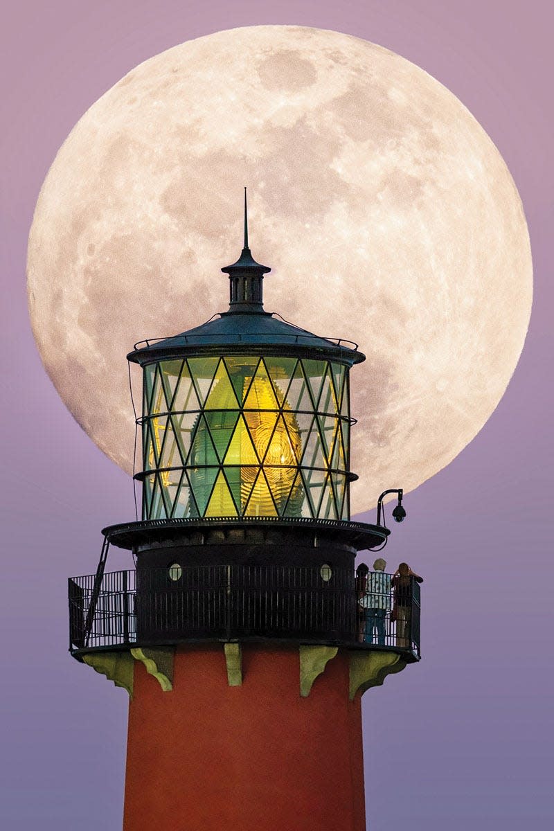 ake a moonrise tour of the Jupiter Inlet Lighthouse and add a bit of excitement to your Halloween weekend this Sunday night.