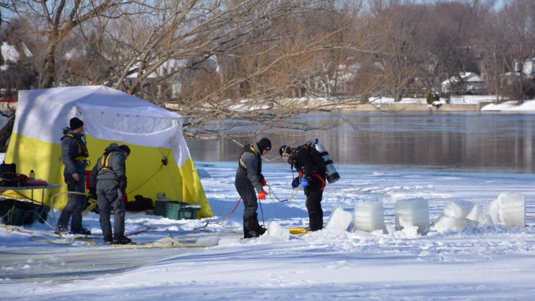 Police call off search in icy river for missing Montreal boy