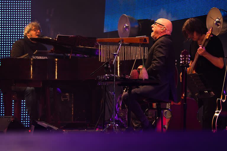 Lito Vitale y Juan Carlos Baglietto en la noche de apertura del Festival Nacional de Folklore de Cosquín, en 2022