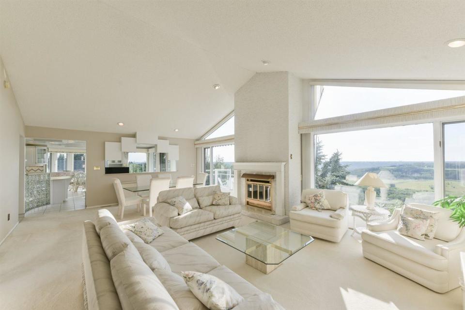 What a $1 million home looks like in Canada this week