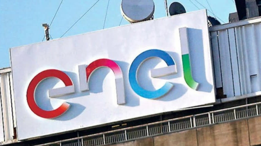 Se trata del Grupo Enel, propietario de Edesur, empresa que provee de gas a 2,5 millones de clientes en Capital Federal y gran parte de la provincia de Buenos Aires y que en noviembre del 2022 había sido puesta a la venta al mejor postor.