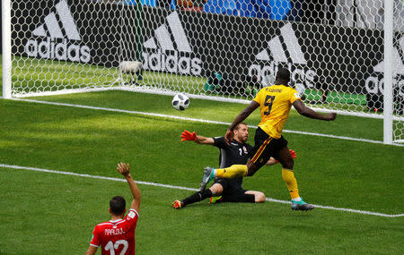 Soccer Football - World Cup - Group G - Belgium vs Tunisia - Spartak Stadium, Moscow, Russia - June 23, 2018 Belgium's Romelu Lukaku scores their third goal REUTERS/Kai Pfaffenbach