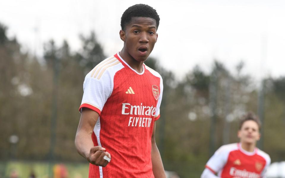 Chido Obi-Martin - Arsenal face battle to keep teenager Chido Obi-Martin