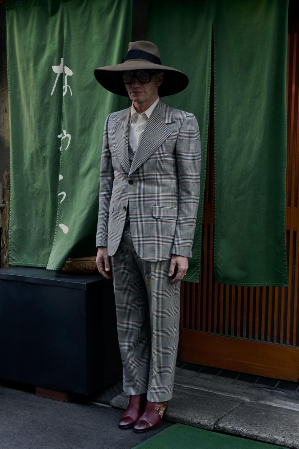 Discover the menswear collection on Gucci.com.