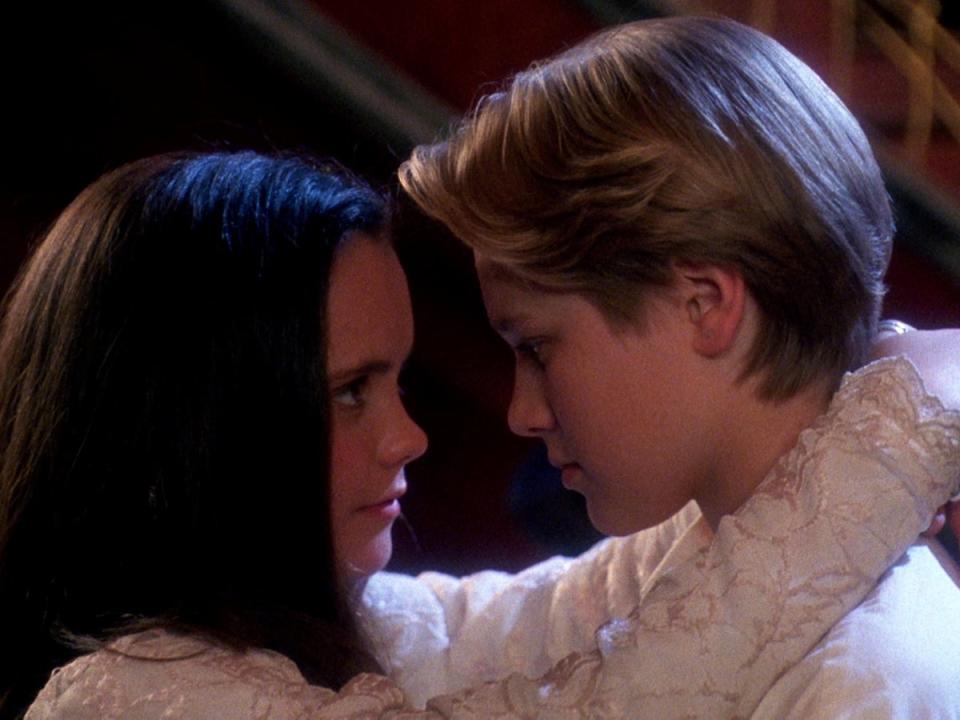 Devon Sawa and Christina Ricci in ‘Casper’ (Universal Pictures)