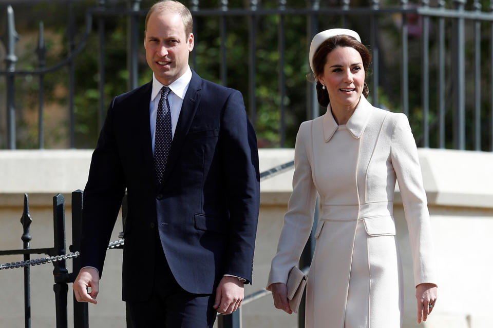 In Schottland ändert sich der offizielle Titel von William und Kate zu Earl und Countess of Strathearn. (Bild: AP Photo)