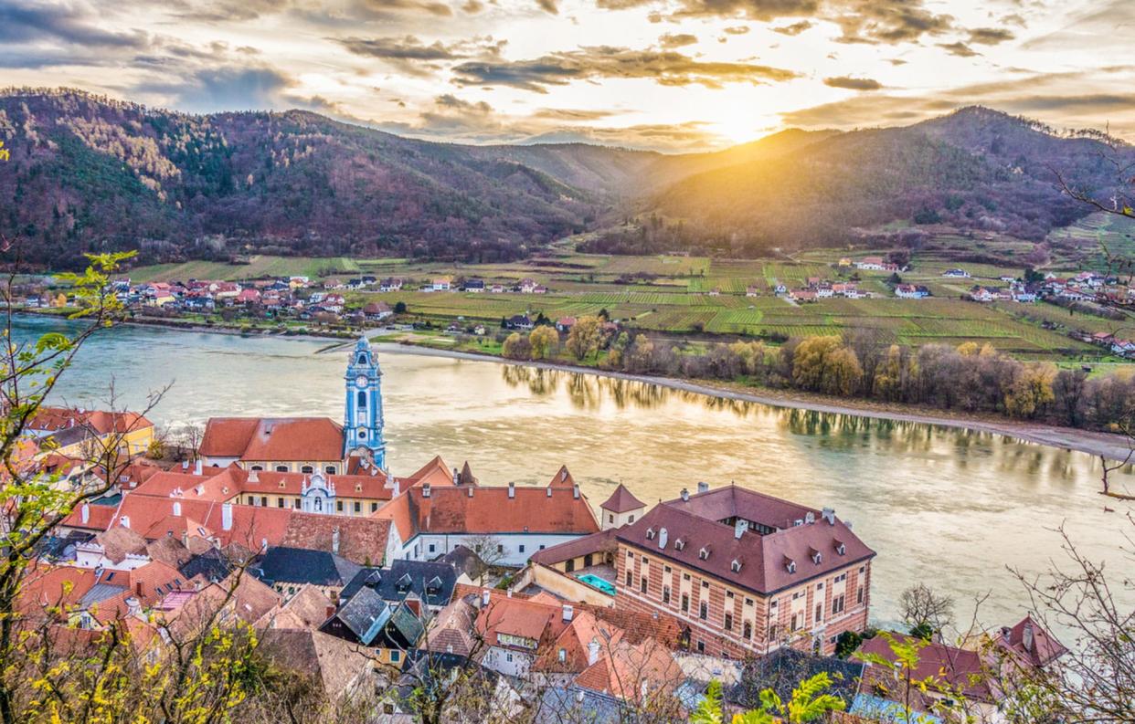 Dürnstein looks out over the stunning Wachau Valley - (C) JR Photography ((C) JR Photography (Photographer) - [None]