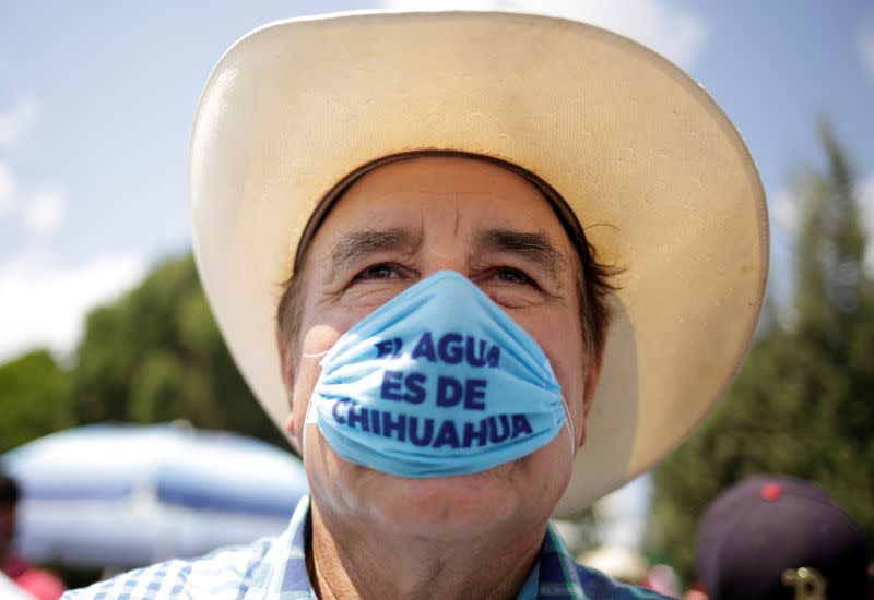 Protest against the decision of the Mexican government to divert water from La Boquilla dam to the U.S., in Delicias