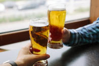 Qui la tendenza si è spostata verso i superalcolici e il vino, che hanno guadagnato mercato rispetto alla più tradizionale birra negli ultimi dieci anni. (Getty)