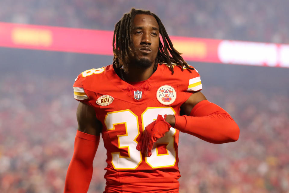 KANSAS CITY, MO - OCTOBER 12: Kansas City Chiefs cornerback L'Jarius Sneed (38) before an AFC West matchup between the Denver Broncos and Kansas City Chiefs on Oct 12, 2023 at GEHA Field at Arrowhead Stadium in Kansas City, MO.  (Photo by Scott Winters/Icon Sportswire via Getty Images)