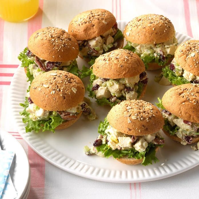 Chicken Salad Party Sandwiches Exps Hca18 162930 C03 14 2b 5