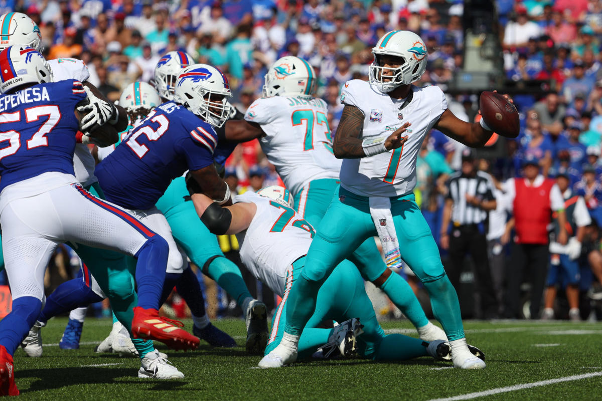 Josh Allen throws 4 TD passes, runs for score, Bills rout division rival  Dolphins 48-20 –