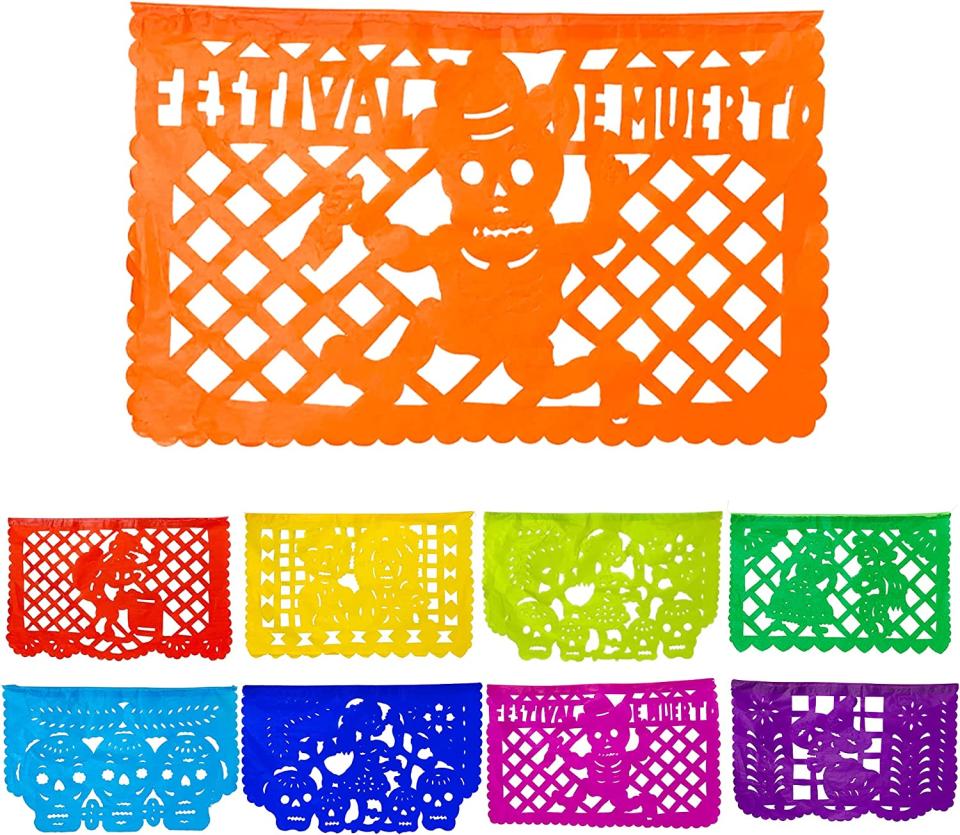 TexMex Fun Stuff Dia De Los Muertos Fiesta Banderines Paquete de 2 - Tamaño Mediano Papel Picado Muertos Ofrendas Decoraciones 9.75 Metros Largo/Amazon.com.mx