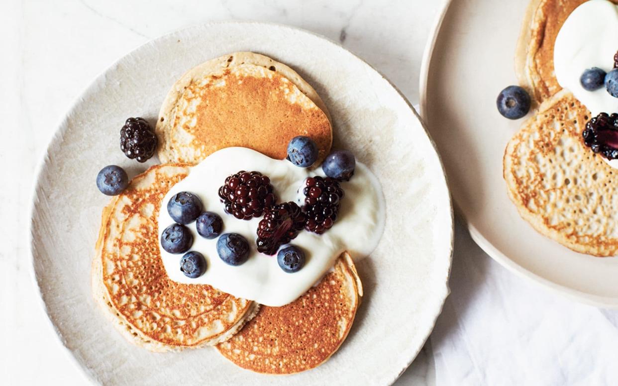 banana protein pancakes - Susan Bell