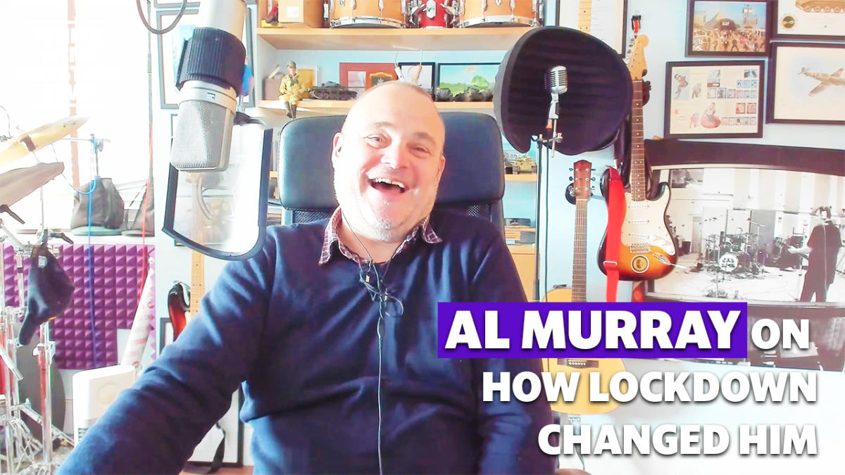 Al Murray étant un bourreau de travail et réadressant l’équilibre