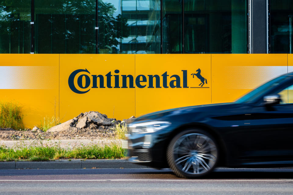 A Continental AG logo on a construction fence at the site for its new HQ in Hanover, Lower Saxony, Germany. Photo: Moritz Frankenberg/Picture Alliance via Getty Images