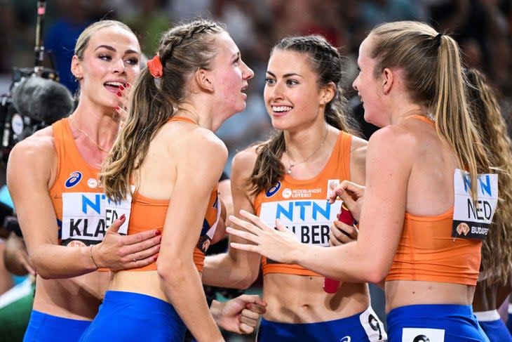 Team Netherlands Win 4x400 meter gold