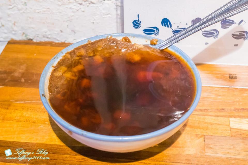 [台南美食]富盛號碗粿/國華街(永樂市場)上的碗粿老店/觀光客必訪