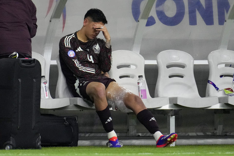 Mexico's Edson Alvarez sits on the bench at the half-time during a Copa America Group B soccer match against Jamaica in Houston, Saturday, June 22, 2024. (AP Photo/David J. Phillip)